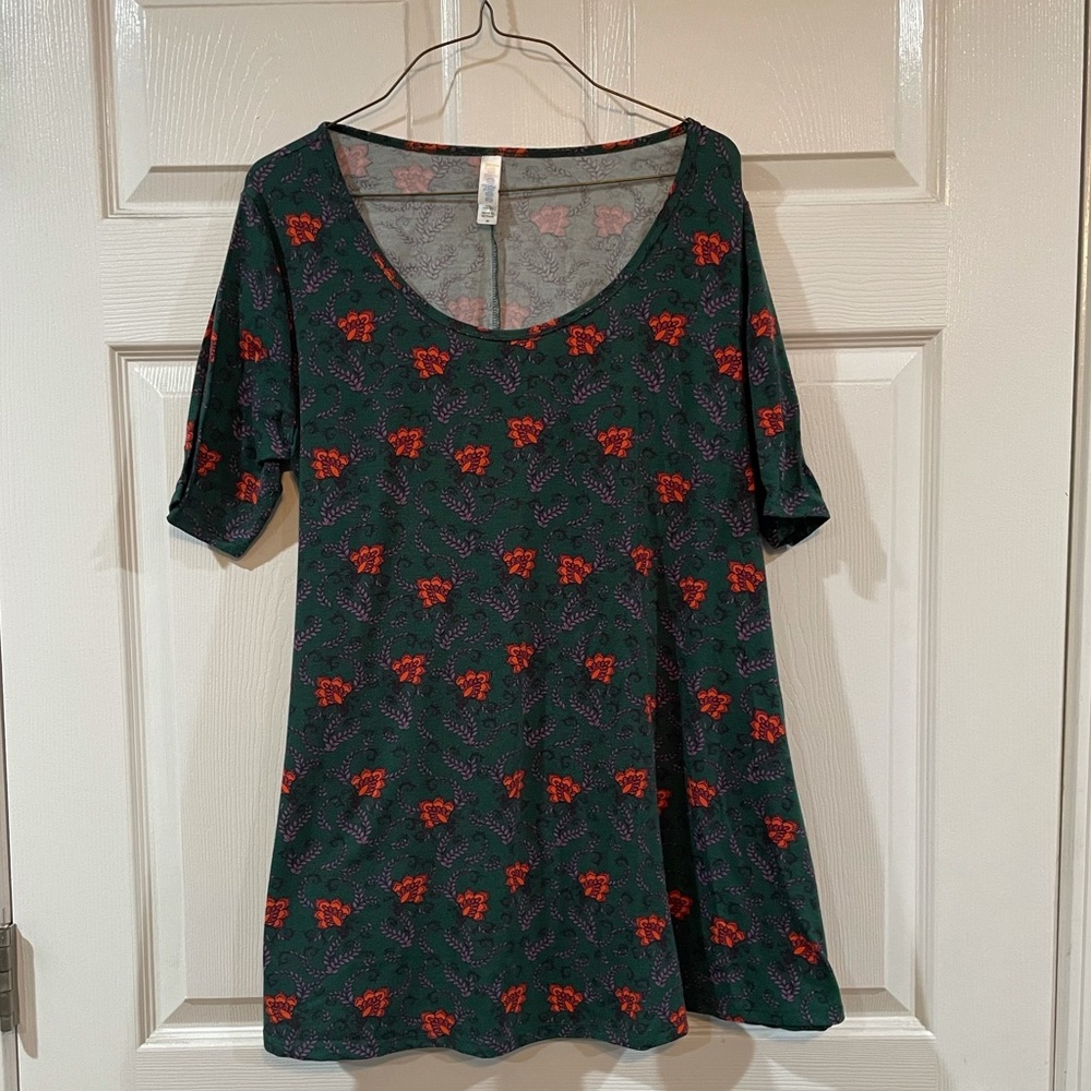 Lularoe perfect tee